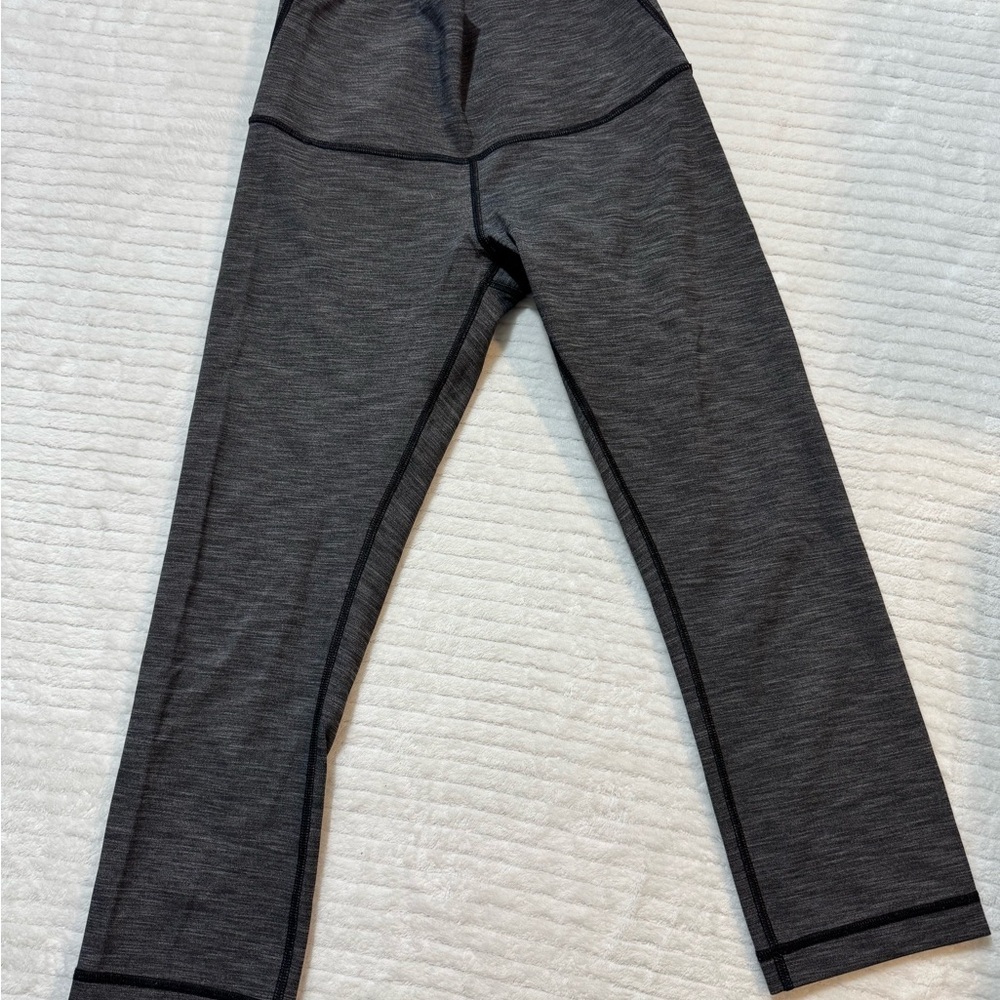 Lululemon Athletica Charcoal Leggings - Picture 2 of 5